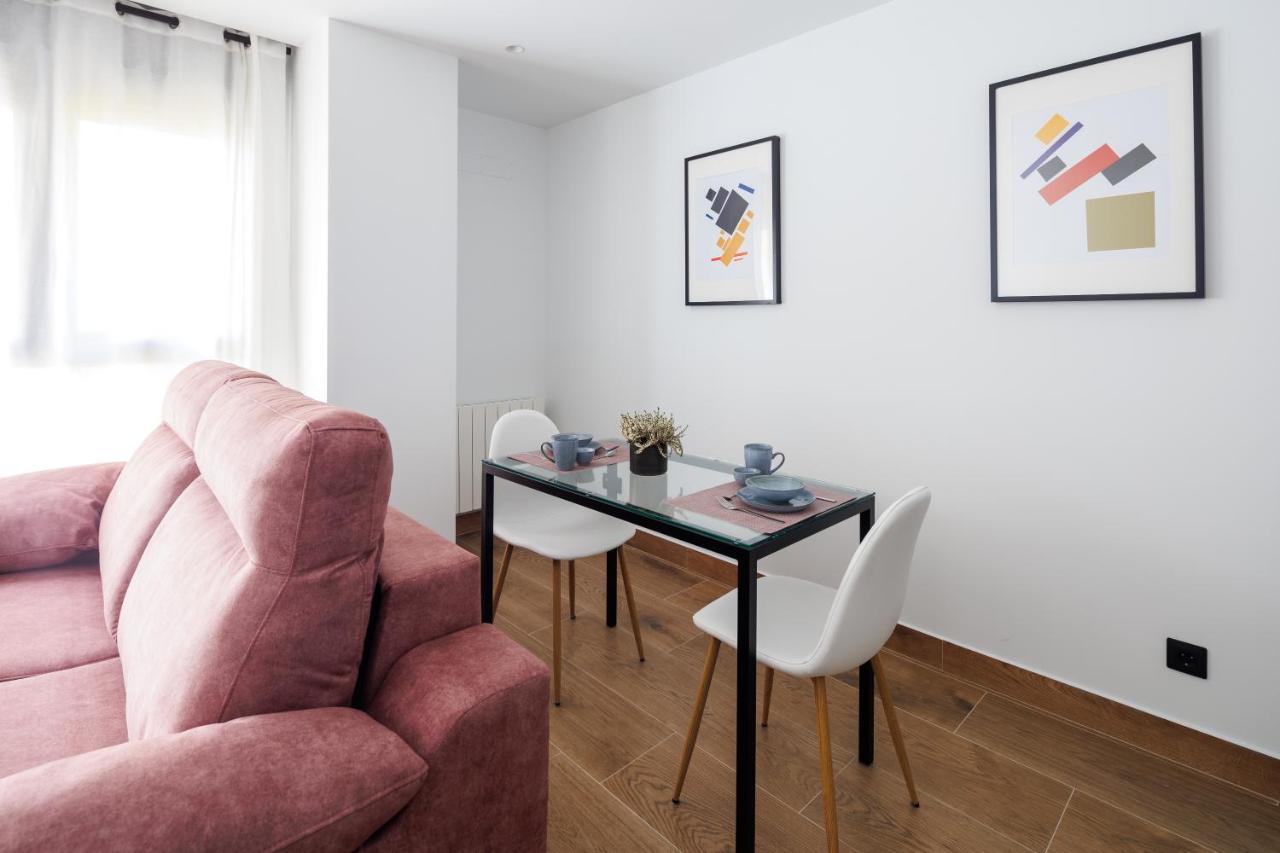 Apartamentos Congreso, Parking Gratuito 로그로노 외부 사진