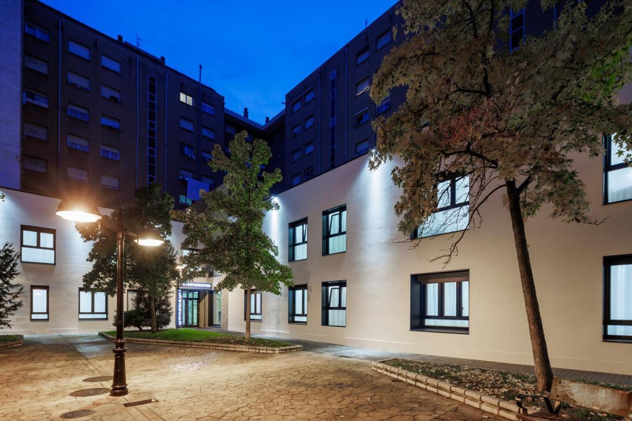 Apartamentos Congreso, Parking Gratuito 로그로노 외부 사진
